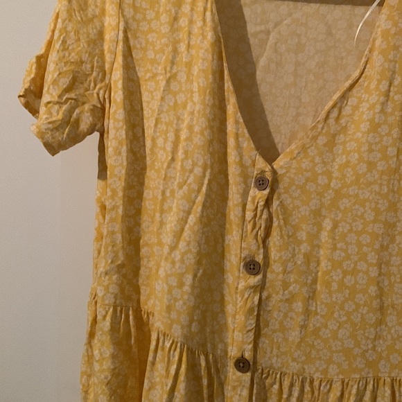 HM dress yellow with white flowers - Picture 2 of 3